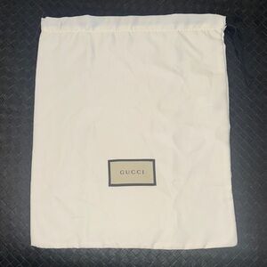 New authentic Gucci luxury designer signature storage dust bag 14”x11.5” purse